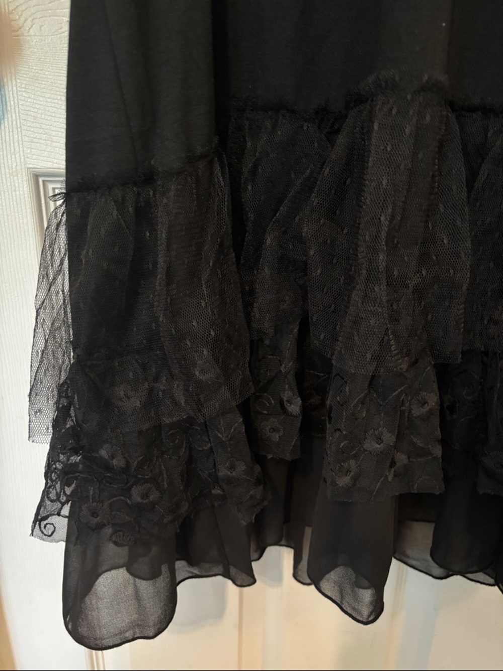 Black Spaghetti Strap Ruffle Hem Dress / Dress Extender. Size 1X - Picture 2 of 9